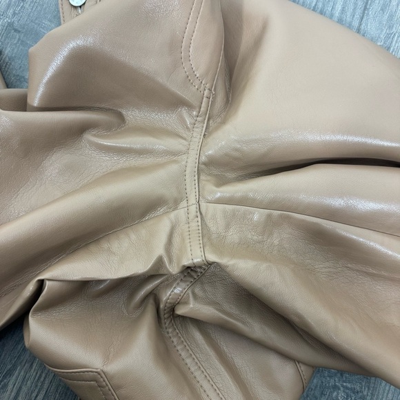 Aritzia Wilfred Constant Camel Faux Vegan Leather Pants SZ 12 Tall - Picture 10 of 16